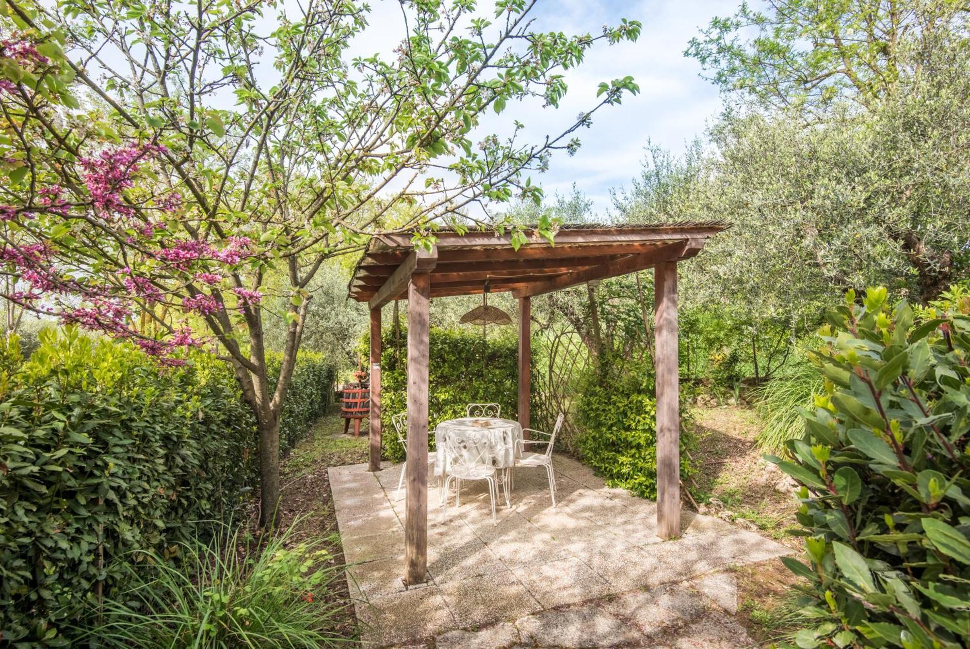 Appartamento Capannina Lano Bagian luar foto